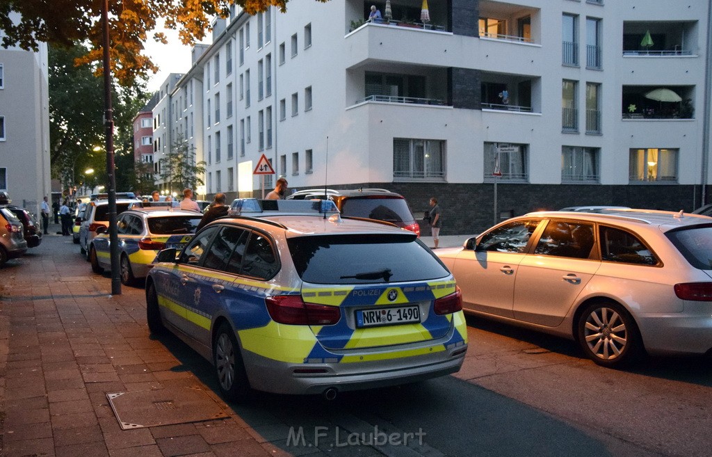 Einsatz BF Bedrohungslage Koeln Kalk P32.JPG - Miklos Laubert